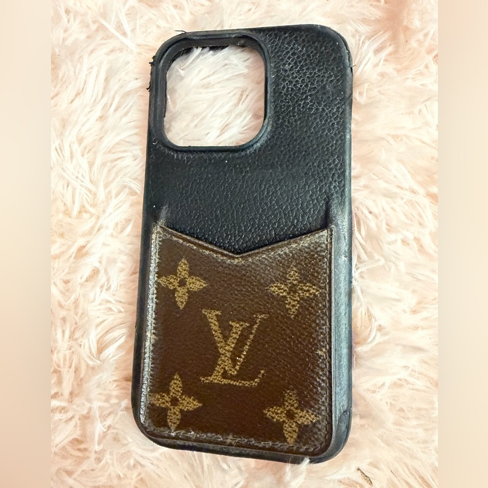 Louis Vuitton iphone 14 pro bumper pallas case - Picture 7 of 7